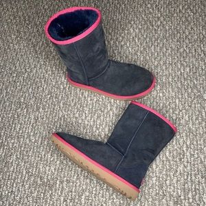 Navy Blue & Pink lined UGG boot!